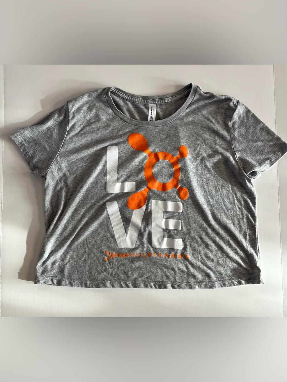 Orangetheory Women’s size Medium Gray Crop Tee Bright Orange White LOVE Graphic
